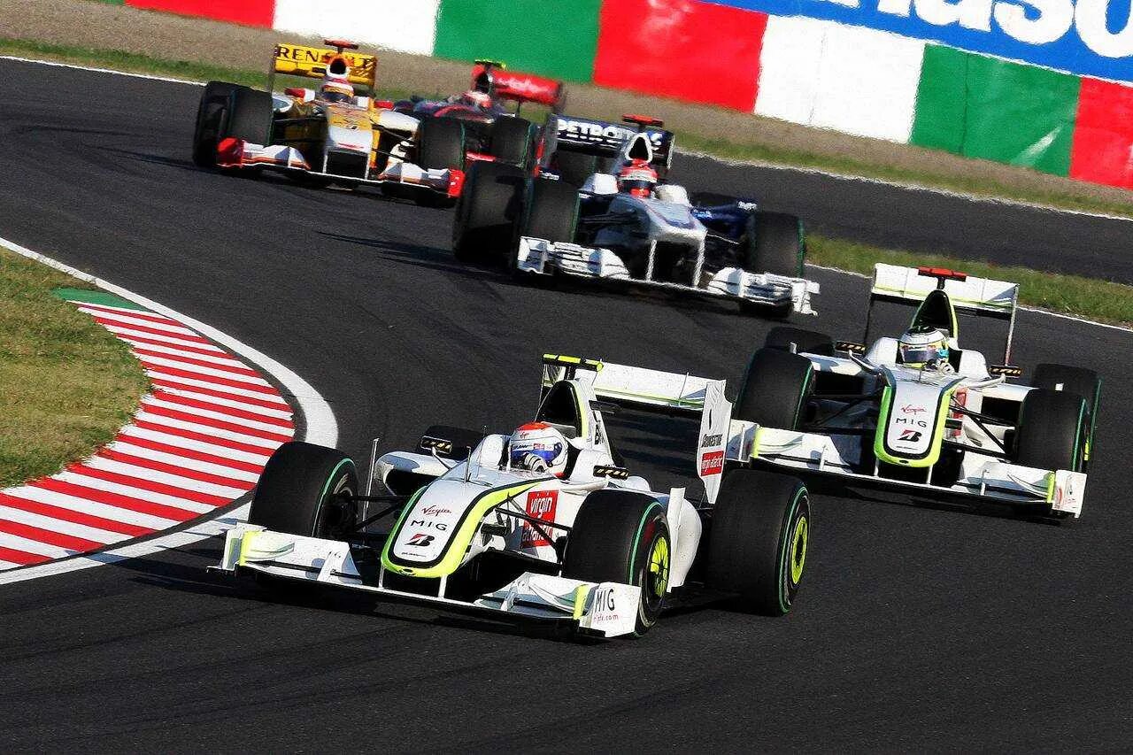 Покажи формулу 1. Гонка формула 1. Formula f1. Первая гонка формулы 1. Рубенс Баррикелло формула.