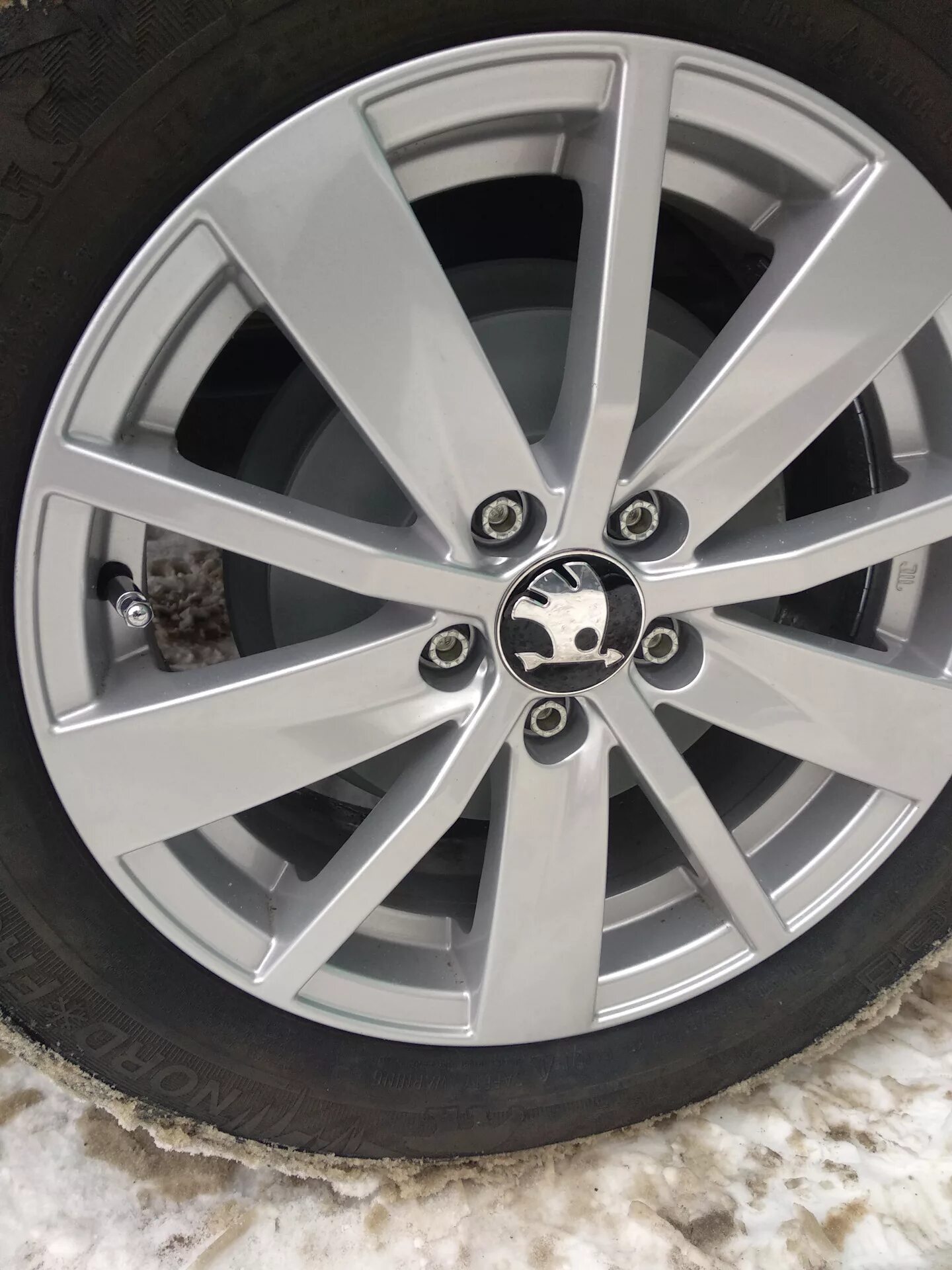 Диски rapid. Диски рапид r15. диски skoda rapid r15. диски кик рапид 15. кик kc738 рапид.