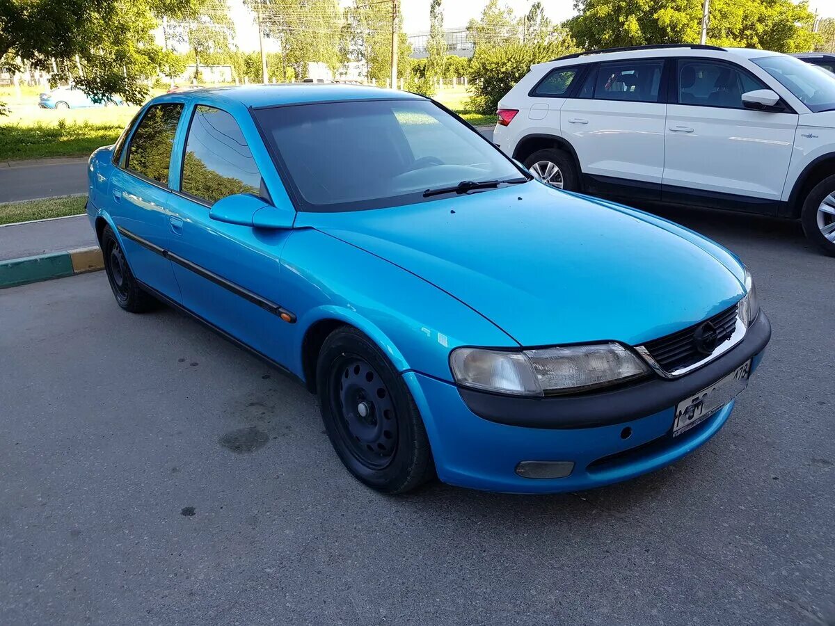 Opel Vectra 1998. Vectra b синяя. Опель Вектра седан 1998 фото.