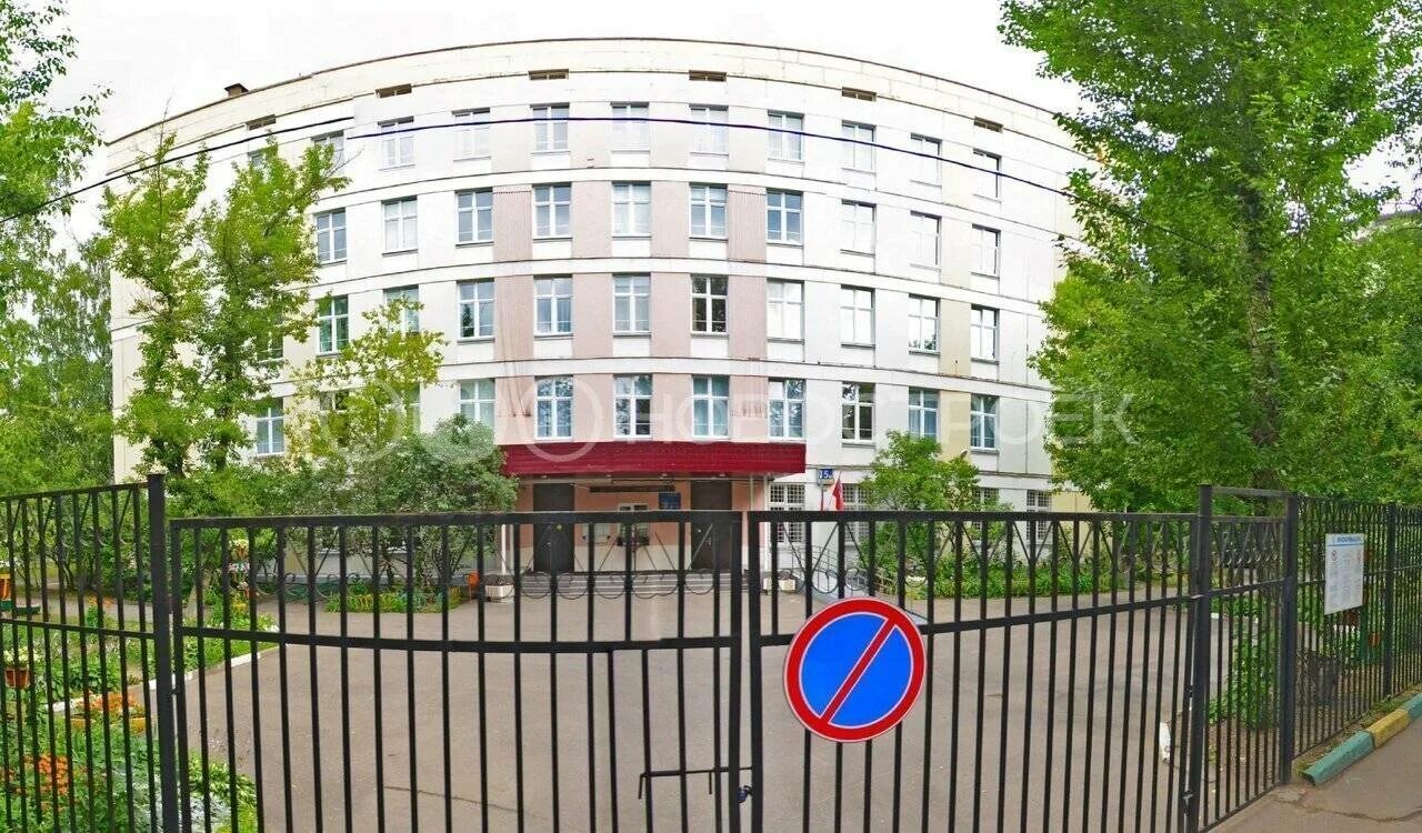 Генерала карбышева 3. Школа 138 бульвар генерала карбышева. генерала карбышева 15 к 3 школа 138. бульвар генерала карбышева 15. гбоу школа 138 москва.