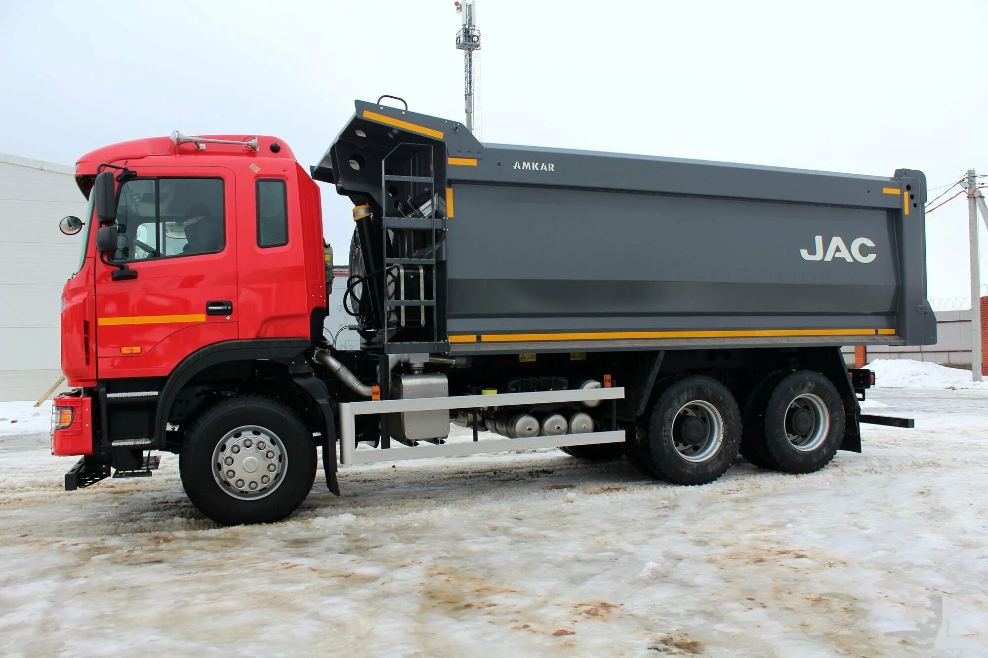 Самосвал жак. Самосвал жак. Jac n120s самосвал. Грузовой самосвал jac 120. Jac n120s самосвал.