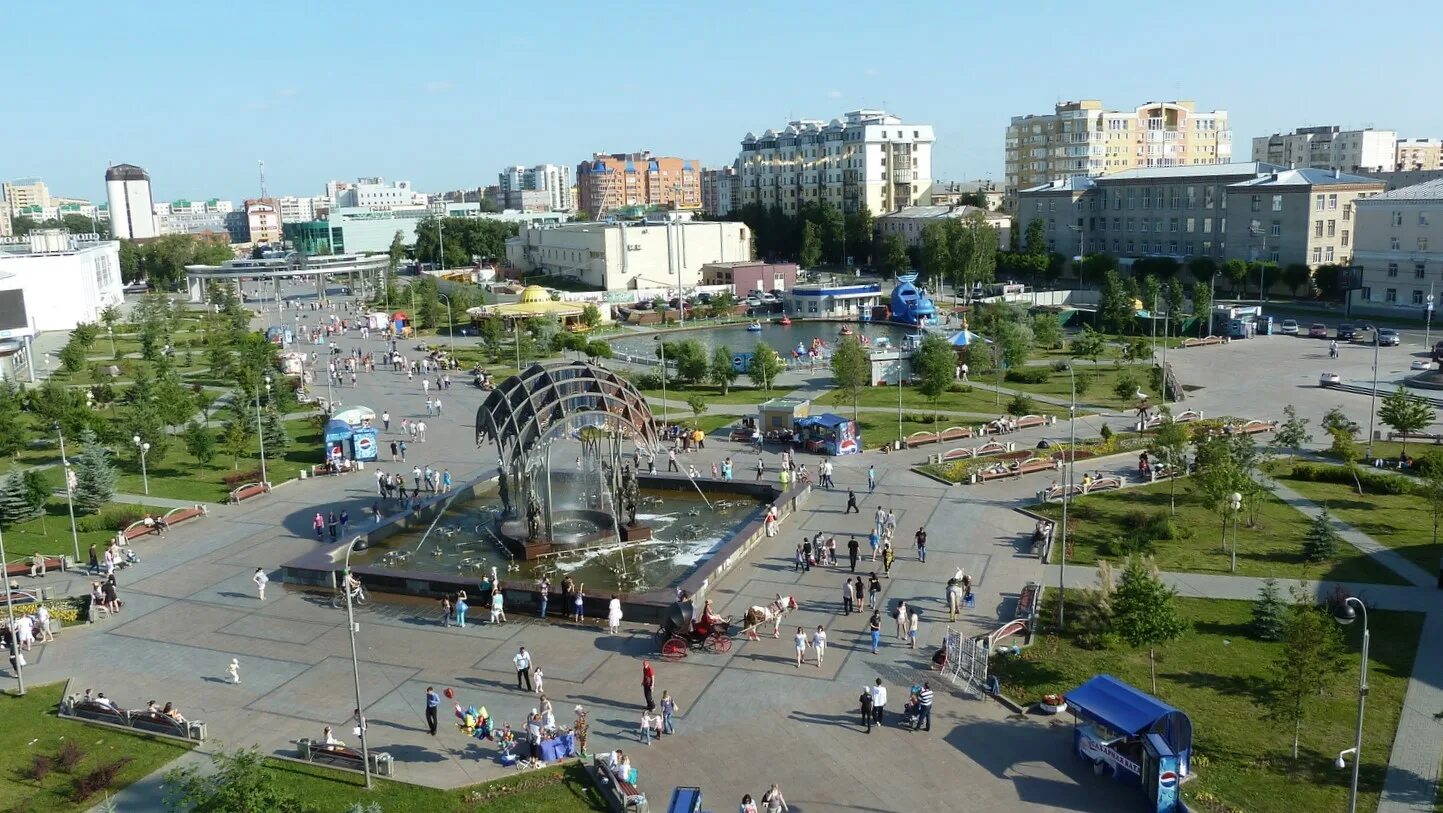 Цветной бульвар Тюмень. Цветной бульвар площади Тюмень. Пешеходный бульвар Тюмень. Цветной бульвар Тюмень летом. Лето в тюмени будет