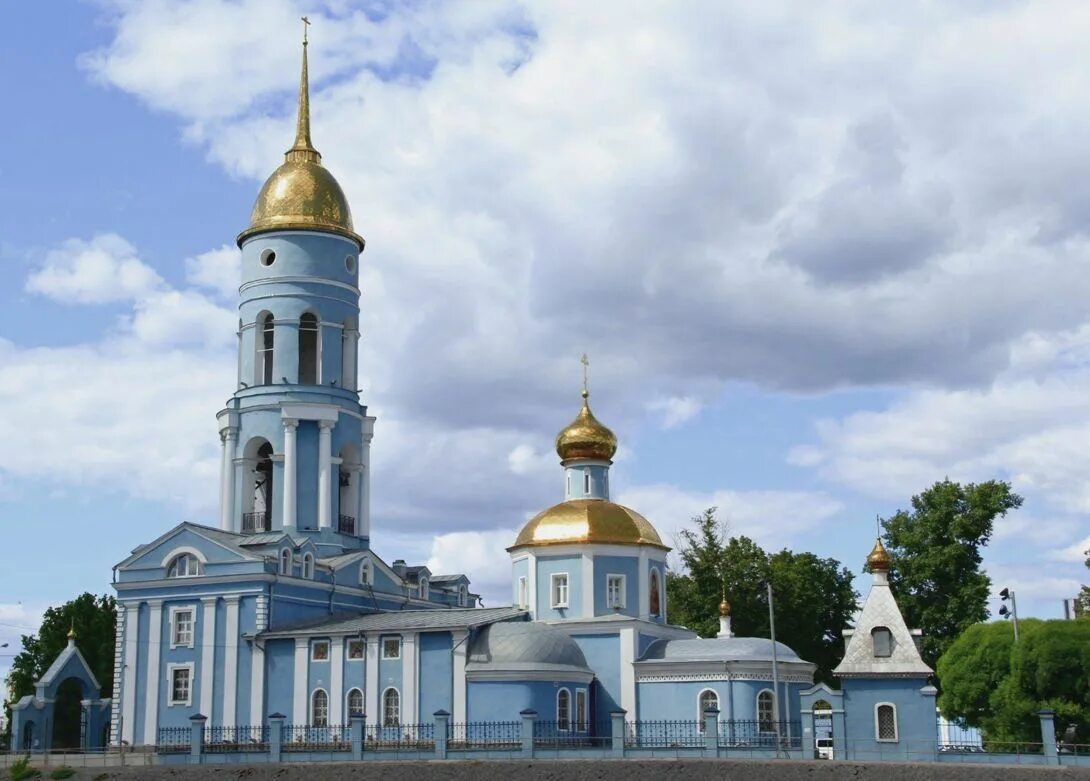 Храм владимирской божьей матери в мытищах. Владимирский храм Мытищи. Мытищи Владимирская Церковь Ярославское шоссе. Храм Владимирской Богородицы в Мытищах. Церковь Владимирской Божией матери в Мытищах Мытищи.