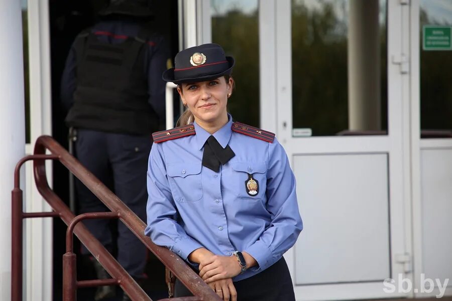 Содержание инспектор. Милиция идн. мвд идн беларуси. фото участкового инспектора. капитан полиции.