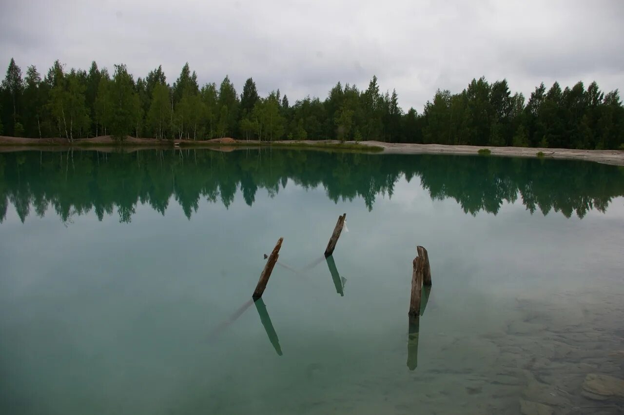 Голубое озеро новгородская область боровичи. Новгородские карьеры. Новгородские карьеры. Голубое озеро боровичи волгино. Голубое озеро боровичи волгино.