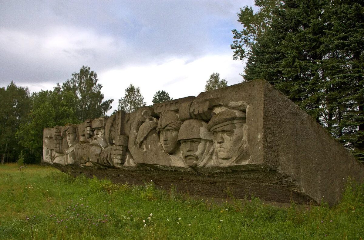 зайцево ленинградская область мемориальный комплекс. зайцево ленинградская область мемориальный комплекс. будоговищи тульская область братская могила. синявино братское захоронение погибших. зайцево белевского района тульской области.