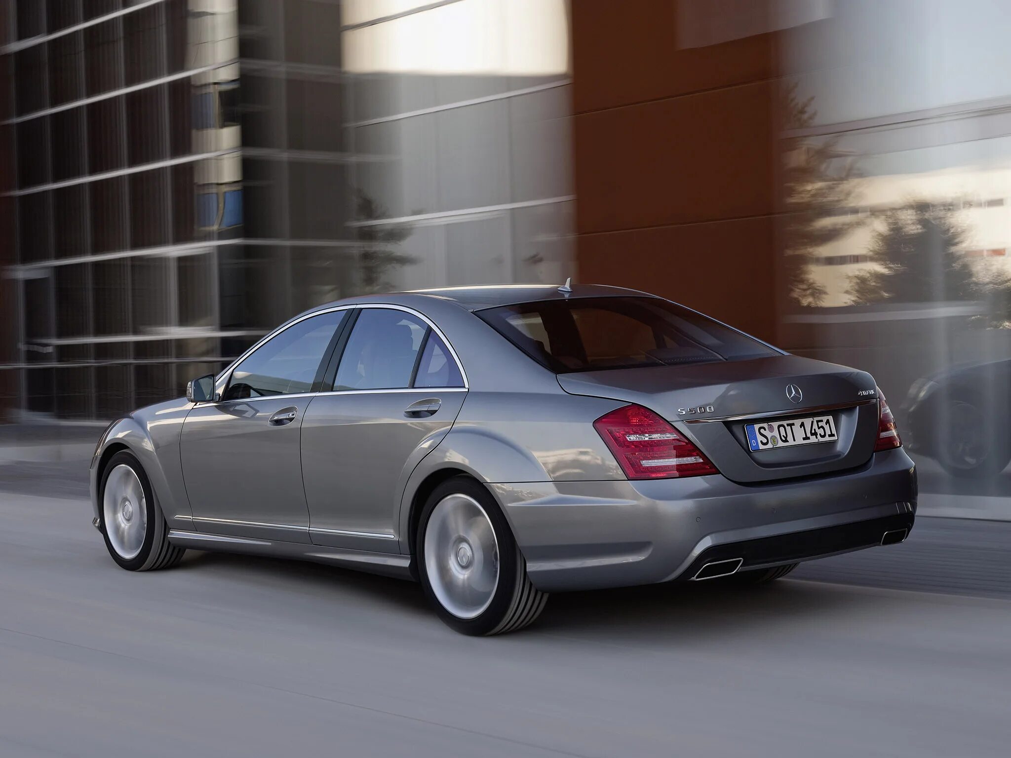 Mercedes Benz s500 AMG. Mercedes s500 4matic. Мерседес s500 matic. Mercedes s class 500 4matic.