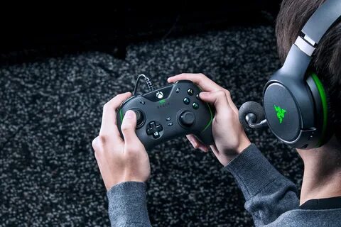 Razer wolverine v2