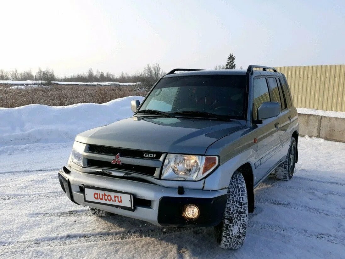 Автомобили с пробегом паджеро. Mitsubishi Pajero Pinin. Паджеро Пинин 2002. Mitsubishi Pajero Pinin автомобили Mitsubishi. Паджеро Пинин 2.0.