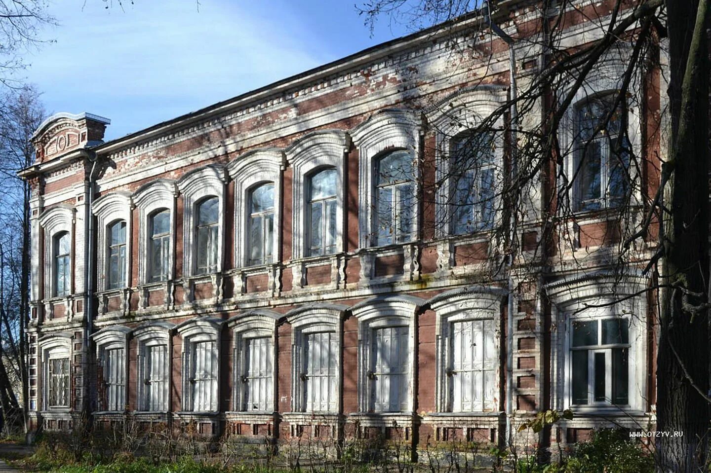 Мстера усадьба. Вязники улица владимирская. Вязники владимирская область центр. Город вязники владимирской области. Дом демидова вязники.