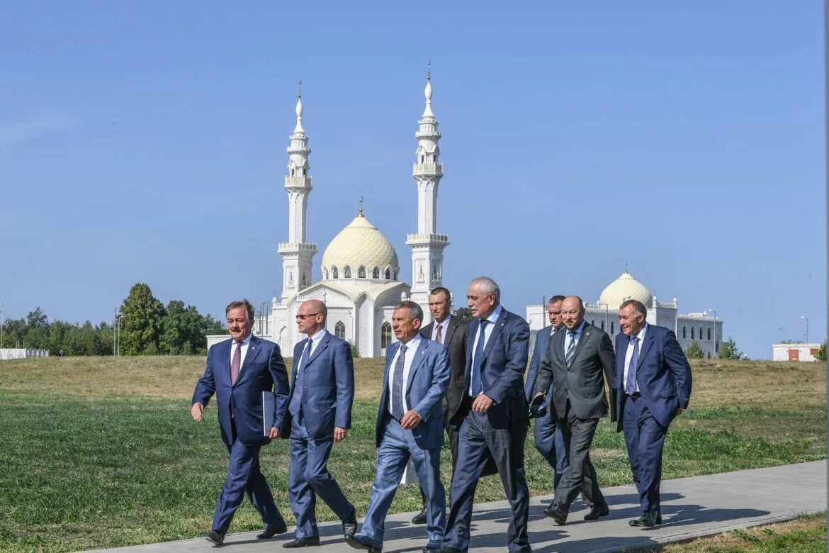 Погода в часах татарстан. Спасский район город Болгар. Администрация президента Татарстана. Глава Болгар Спасский район.