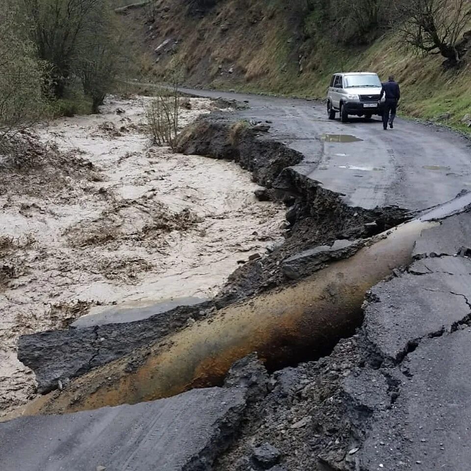 Оползни в Дагестане. Потоп в Дагестане 2021. Сель в Дагестане. Ситуация в тарках дагестан на сегодняшний