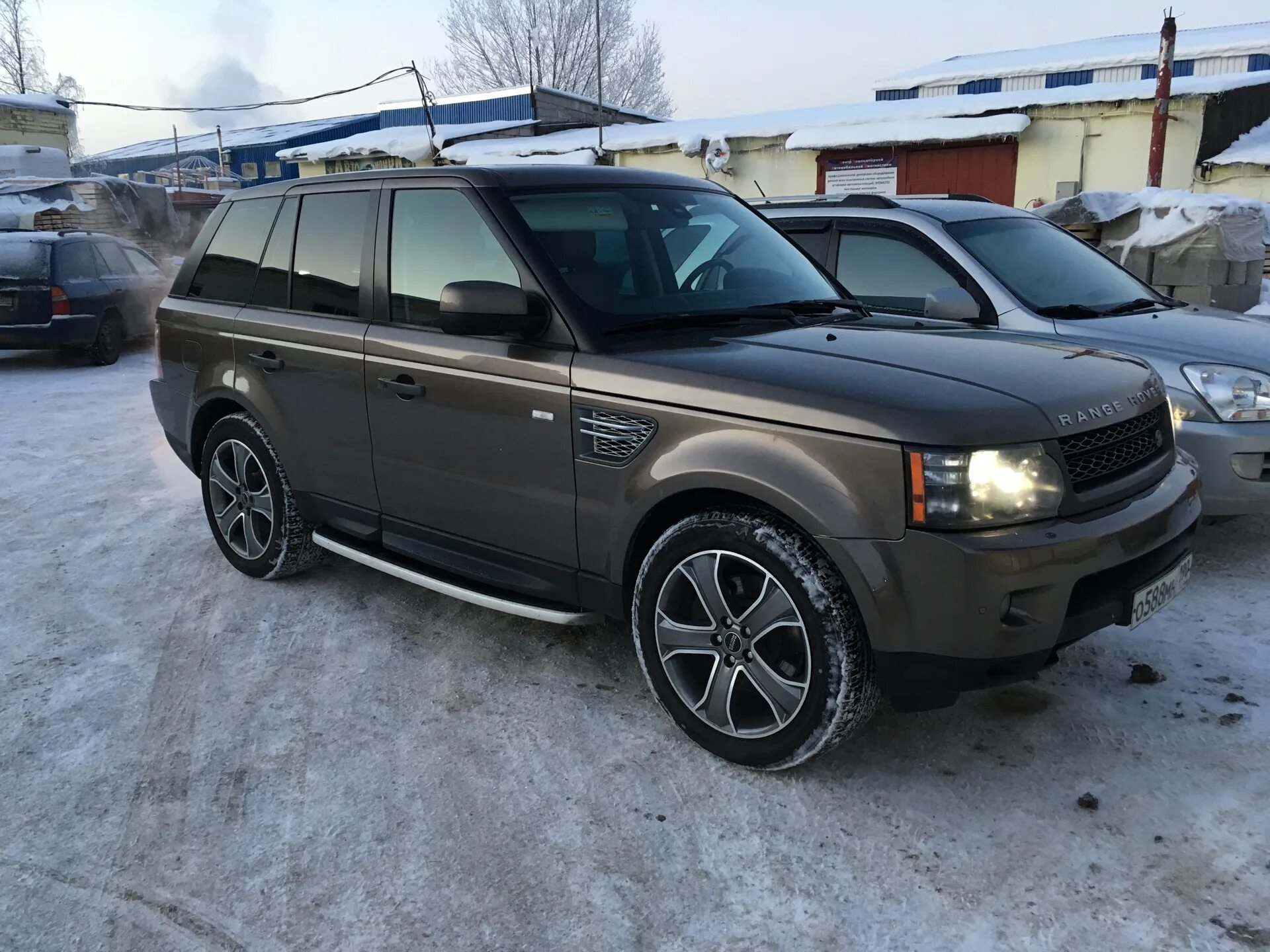 Range rover. Range rover sport 3. рендж ровер оранжевый. Evoque пушкин. Range rover drive2.