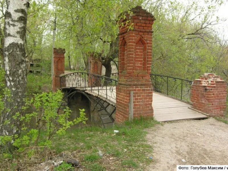 Дворец Ольденбургских Воронеж. Рамонь замок принцессы. Рамонский дворец принцессы Ольденбургской. Рамонь замок парк.