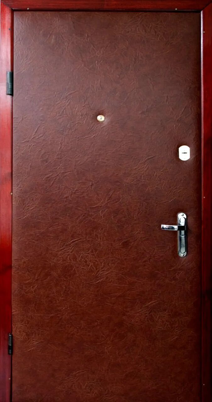 Обшивка входной двери. Обивка металлических дверей. Дверь металлическая входная бордовая. Обшивка входной двери кожзамом.