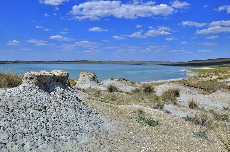 Озеро степное забайкальский край. Озеро Ножий Забайкальский край. Агинская степь Забайкальский край озеро Ножий. Фотографий озера Ножий Забайкальский край. Ножи озеро Забайкальский край.