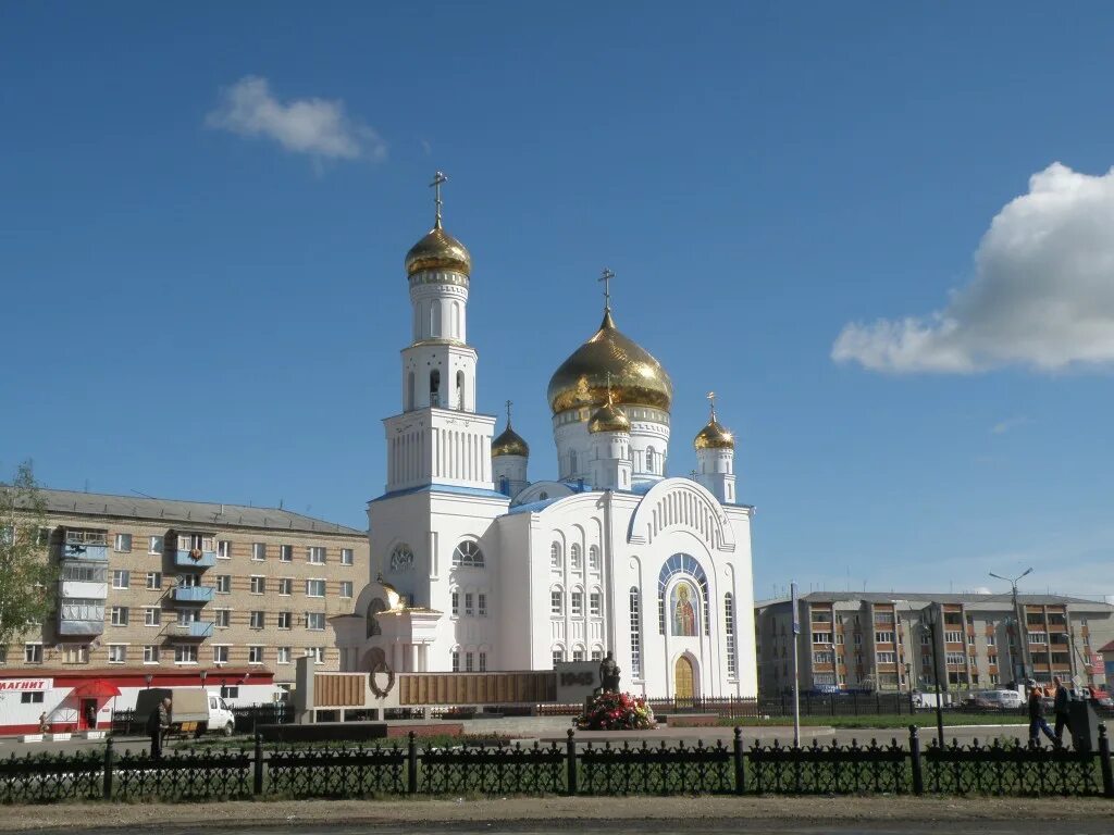 Волгоградская область краснослободский район. Храм в Краснослободске Мордовия. Успенская Церковь Краснослободск Республика Мордовия.