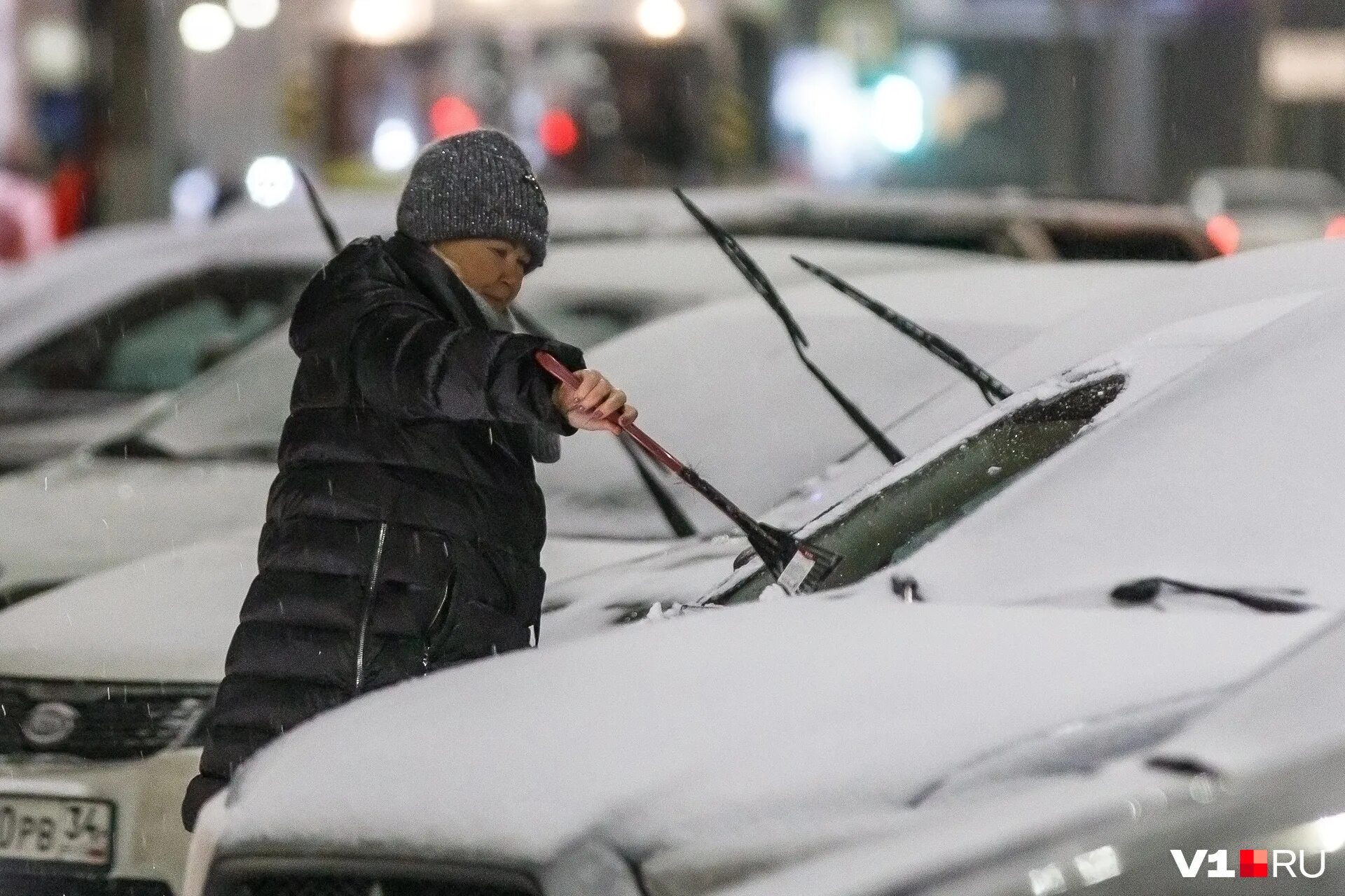 Саратов снег и похолодание. Резкое похолодание на Рождество МЧС Волгоградской области. В Саратовскую область вернутся снегопады с дождем. Холодно ли в Волгограде зимой. Последнее похолодание