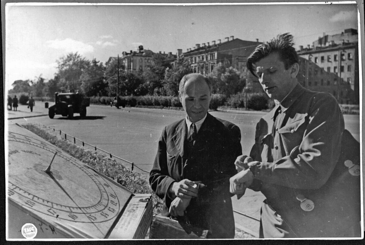 Прогулка по Ленинграду 1945 года. Каким был город в год окончания войны? Путешес
