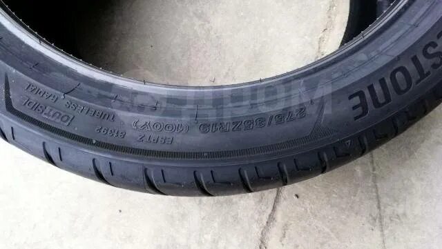 Bridgestone potenza sport r19. Bridgestone Sport 275/35 r19. Евроэтикетка Bridgestone potenza Sport. Potenza Sport 275/35 r19 100y. Bridgestone potenza Sport с красной полосой.