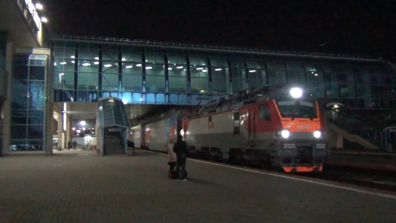 Поезд таганрог поезд ростов на дону. Тихий дон поезд. Поезд ласточка краснодар. Поезд ростов. Ржд ростов главный.