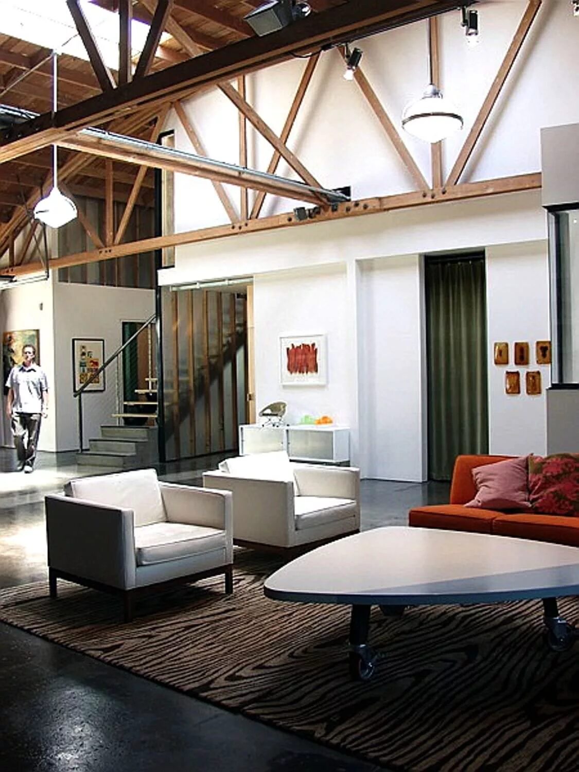 Loft works. лофт открытое пространство. креативные квартиры студии. лофт в районе сокольников. дизайнерская мебель для офиса в стиле лофт.