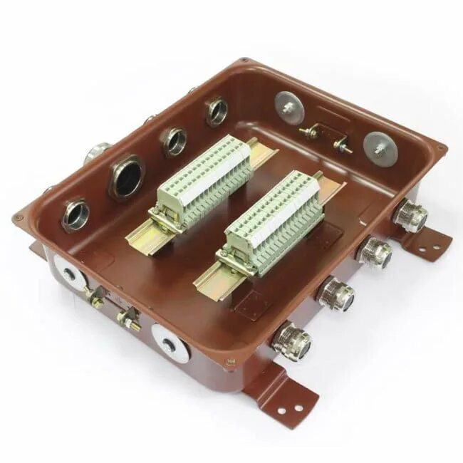 Кс40 упаковка. Коробка соединительная кс-10 ip54. Клеммная коробка клеммная ip68. Коробка соединительная кс-20 ip54. Коробка кс 30.