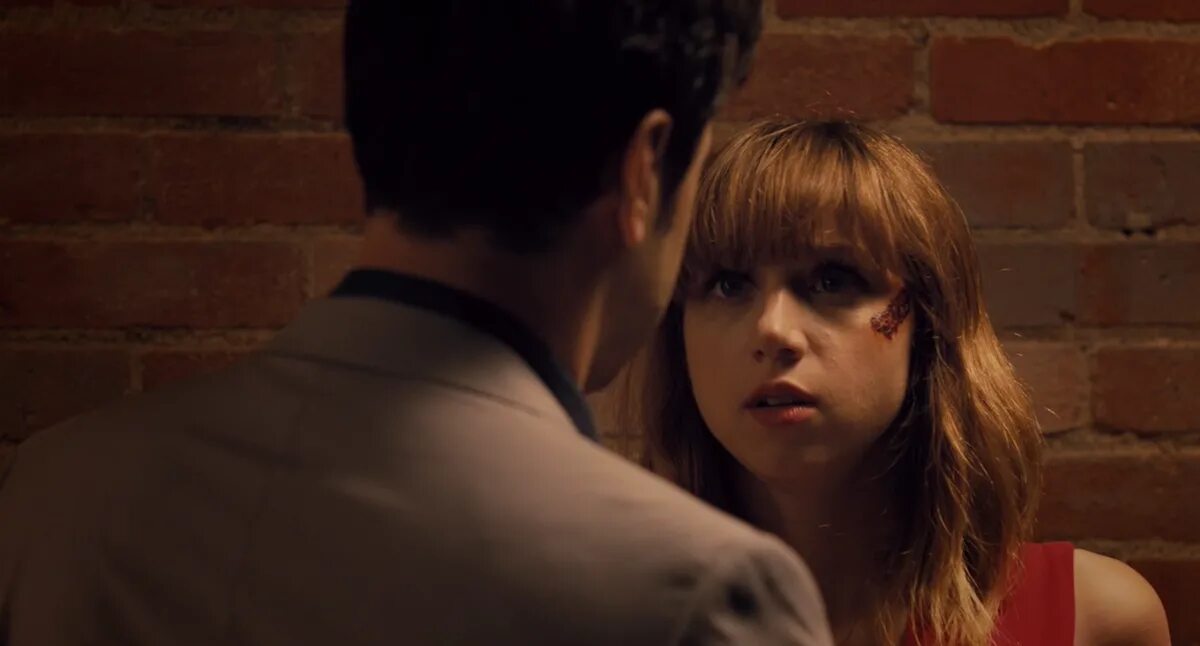 Зои казан фильмы в главной роли. The pretty one 2013 постер. Зои казан в фильме близняшка. Зои казан близняшка. Близняшка 2013.