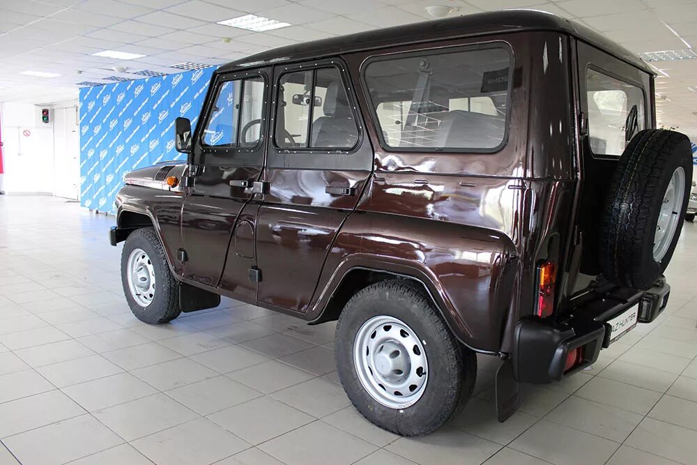 Уаз хантер v8. Уаз патриот 2022 зеленый. Уаз патриот в цельнометаллическом кузове. Уаз 390995. Уаз «патриот (уаз patriot).