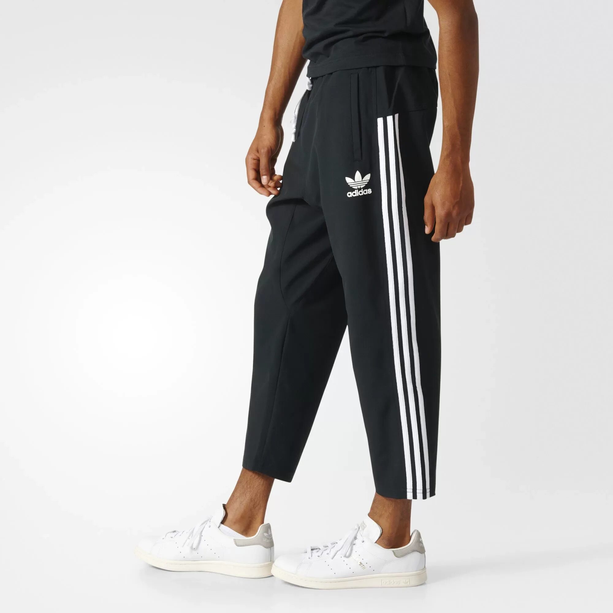 Адидас Клевер семь-восьмых брюки/bk0017/bk0018 adidas Seven-eighth Pants/bk0017/bk0018. Adidas Originals 3 Stripes 7/8 штаны. Adidas Originals // AC 7/8 Pant. Укороченные штаны adidas Originals.