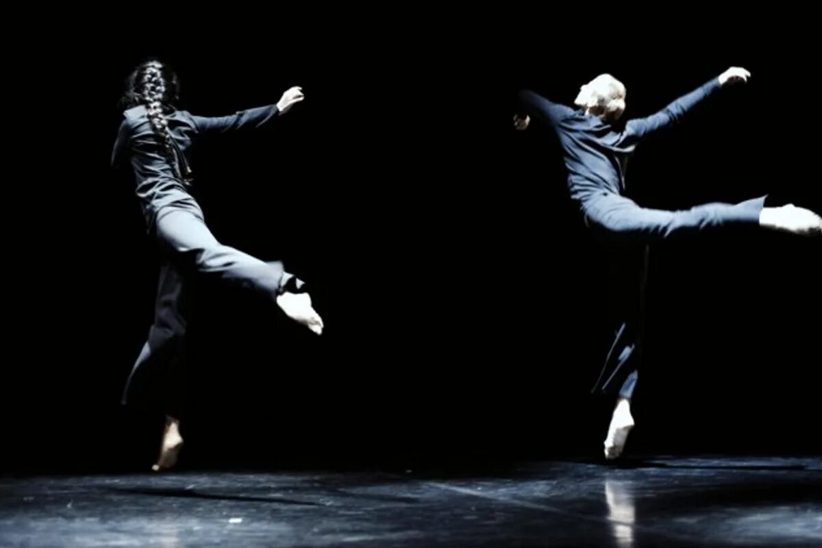 Саша киселева танцы. Театр танца александра кукина. Танцы участница саша. Агафонова саша танец. Вог танцы саша киселева.