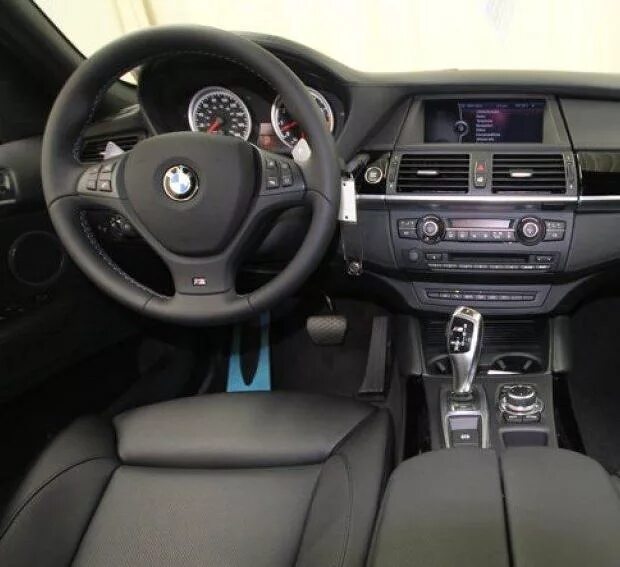 BMW x5 m50d салон. BMW x5 e71 салон. BMW x6 e70 салон. BMW x5 2009 салон. Комплектации м5