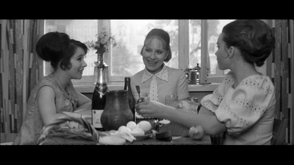 инна чурикова и куравлёв в фильме. олег борисов и лариса голубкина. начало 1970 прасковья. инна чурикова и куравлев в фильме. инна чурикова леонид куравлев в фильме начало.