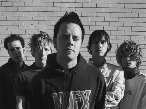 Story of the year until the day i die. Группа новый день. Story of the year until the day i die. Story of the year исполнитель группа. Группа story of the year.