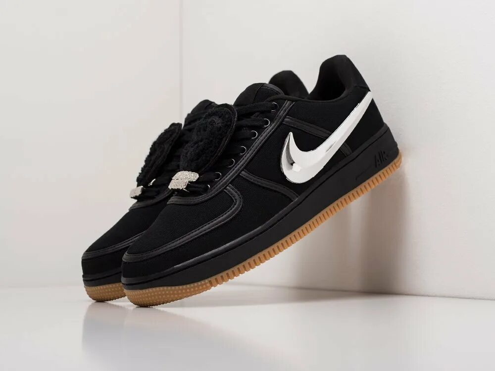 Трэвис кроссовки черные. Nike x Travis Scott Air Force 1 Low Black. Найк АИР Форс 1 Трэвис Скотт. Nike Air Force 1 Low черные. Nike Air Force 1 Low Travis Scott.