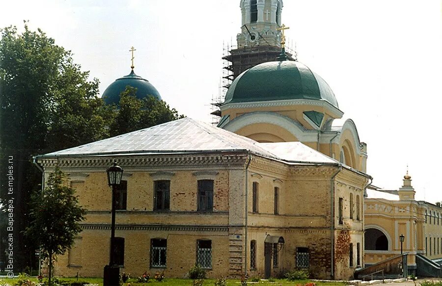 Село лев толстой калужская область. Село льва толстого дзержинский район калужская область. Храм во льва толстого калужская область. Храм во льва толстого калужская область. Посёлок льва толстого калужская область.