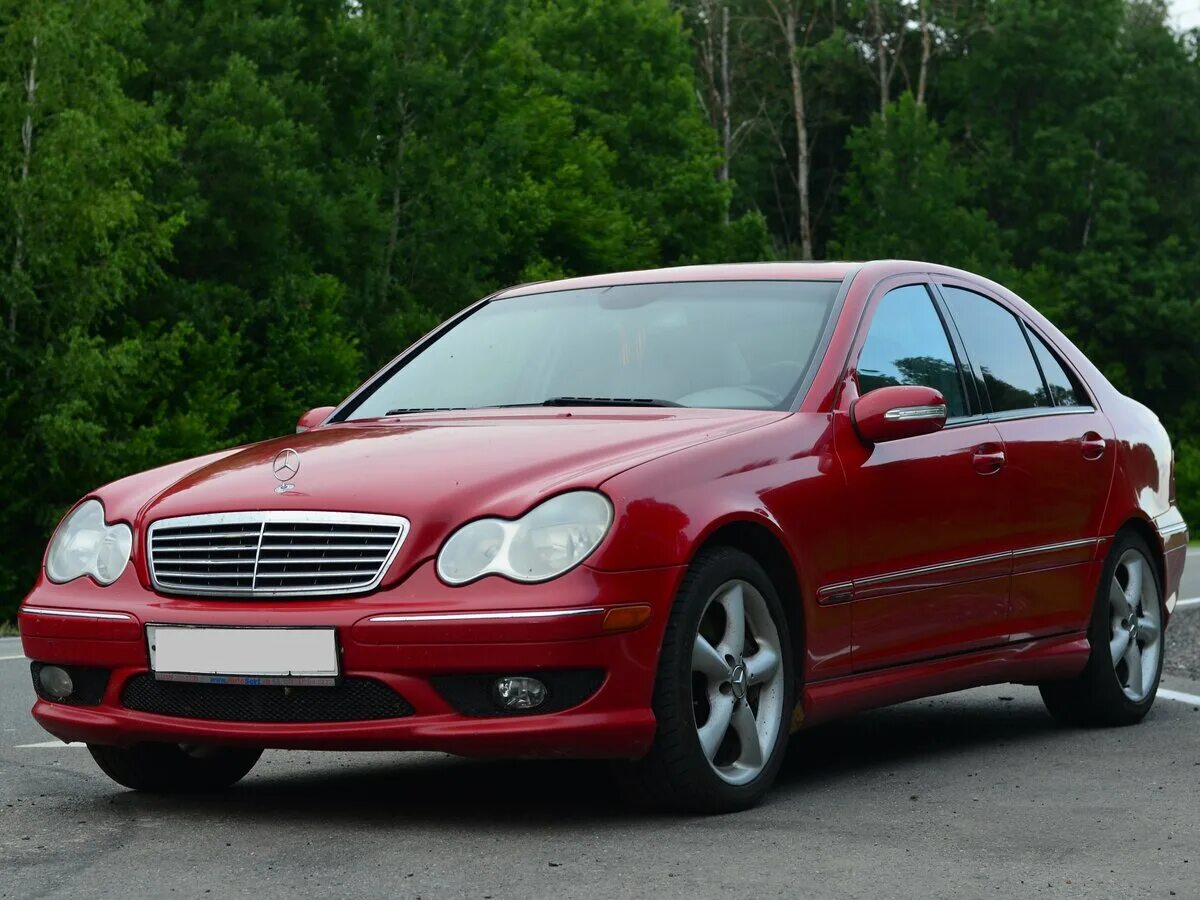 Мерседес 2005 купить. Mercedes-Benz w203 230. Мерседес w203 красный. Мерседес 203 седан. Мерседес w203 2005.