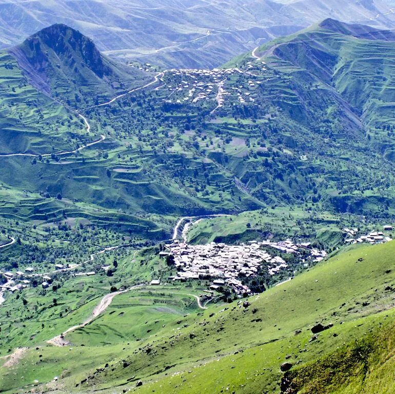 башня шамиля в гунибе. обзорная площадка горы маяк дагестан. озеро в хунзахе. махачкала над уровнем моря. махачкала над уровнем моря.