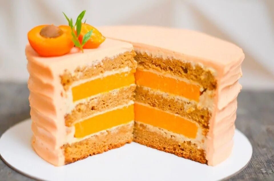 Бисквит с конфи. Морковный торт с апельсиновым конфи. Торт манго апельсин. Муссовый торт апельсин. Апельсиновое конфи для торта.