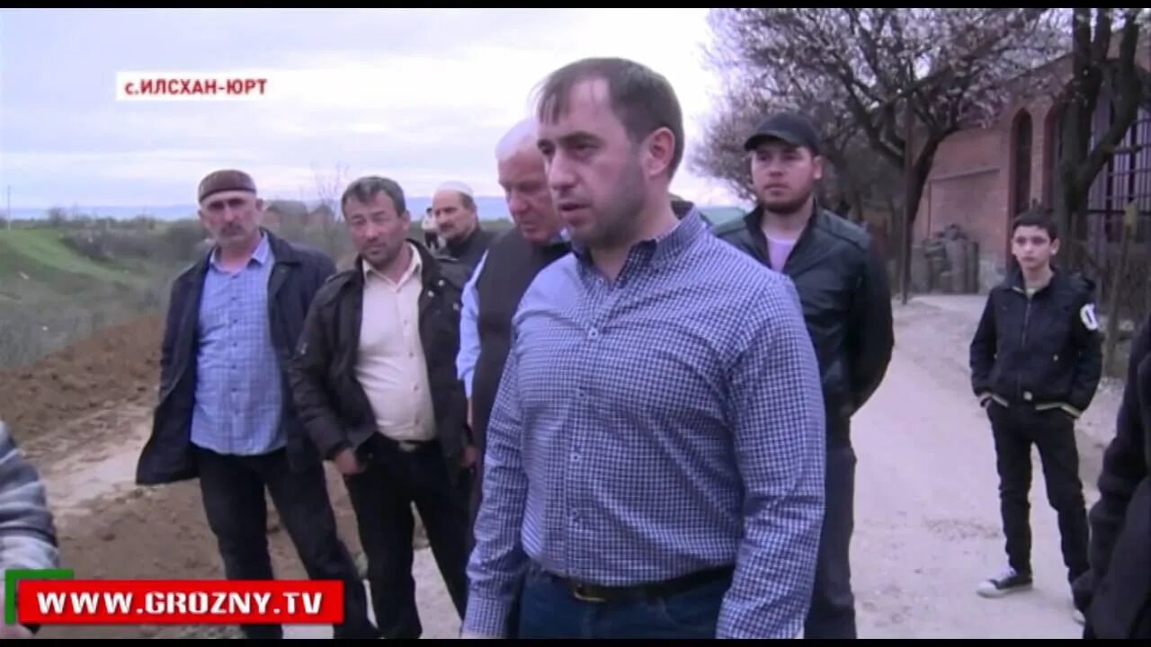 Село цоци юрт чеченская республика. Село илсхан юрт чеченская республика. Село илсхан юрт. Илсхан-юрт 4 школа. Илсхан юрт школа 2.