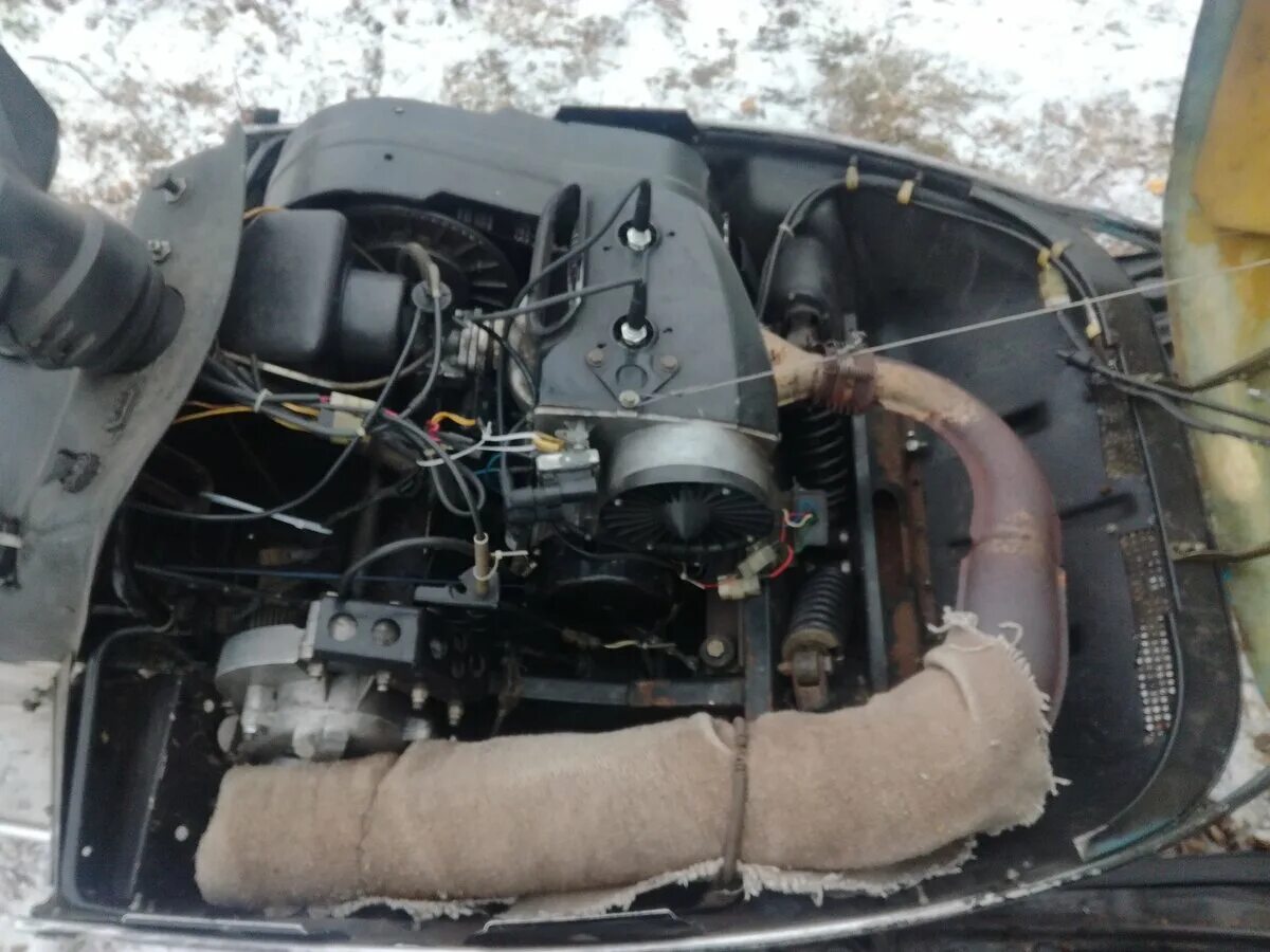 Почему на снегоходе рысь. Снегоход Рысь 119. Двигатель снегохода Рысь 440. Снегоход Рысь 1996. Мотор на Рысь 440.
