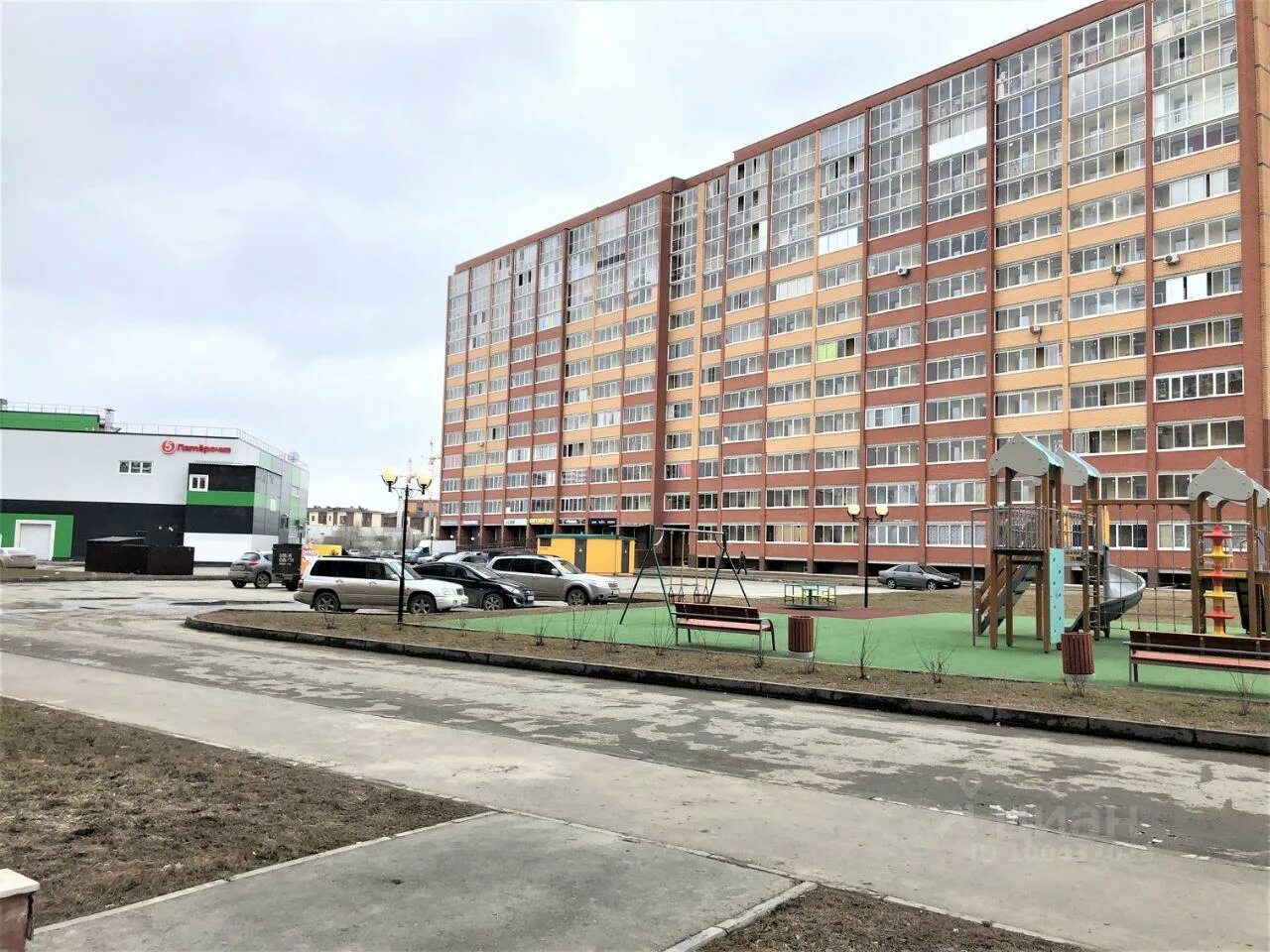 Улица взлетная 2. Юности 30 красноярск. Взлетная 14 красноярск фото. Юности 30 красноярск. Юности 30 красноярск.