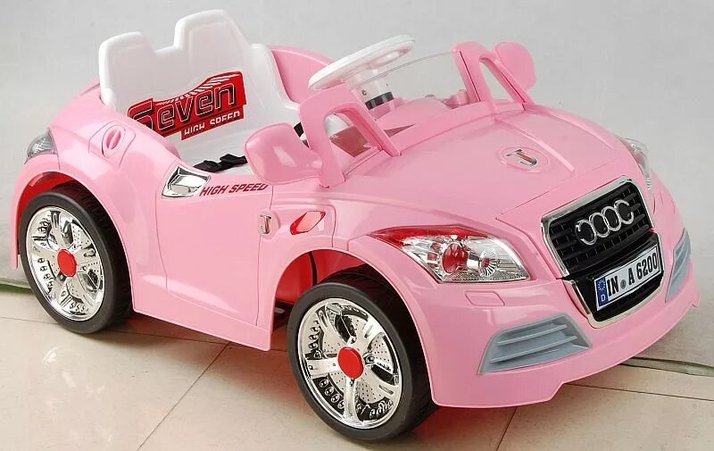 Детские машины для девочек. Детская машинка розовая. Машина для девочек 8 лет. Розовый электромобиль для девочки. Хотел машинку включить