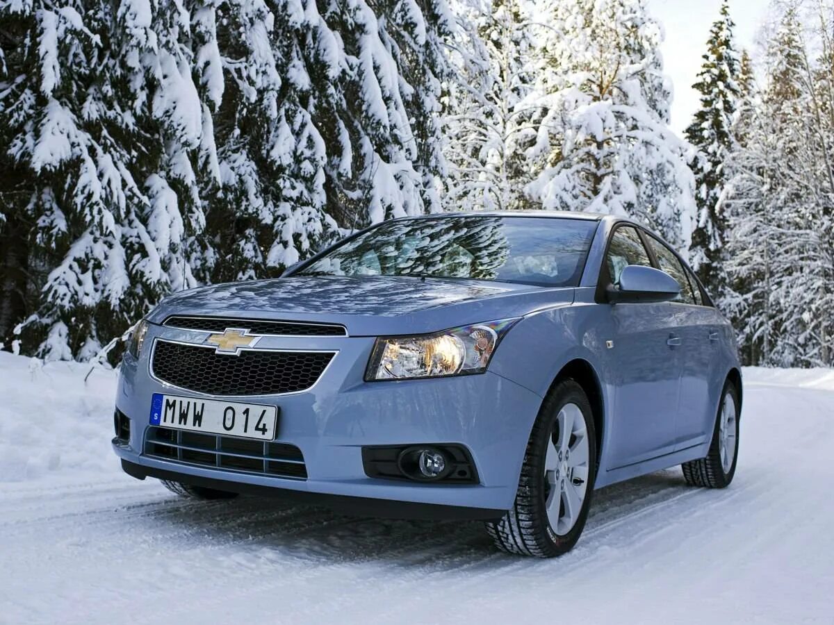 Шевроле круз холодно. Шевроле Круз j300. Шевроле Круз 300. Chevrolet Cruze 2008. Шевроле Круз 2009.