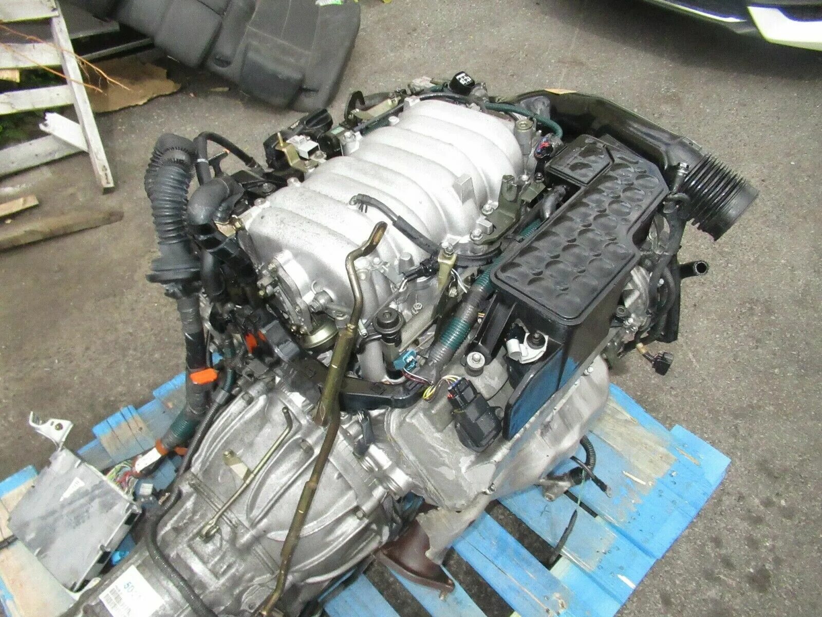 Fe vvti. 1uz fe vvti. мотор 1uz-fe. двигатель 1uz-fe vvti. двс тойота 1uz fe.