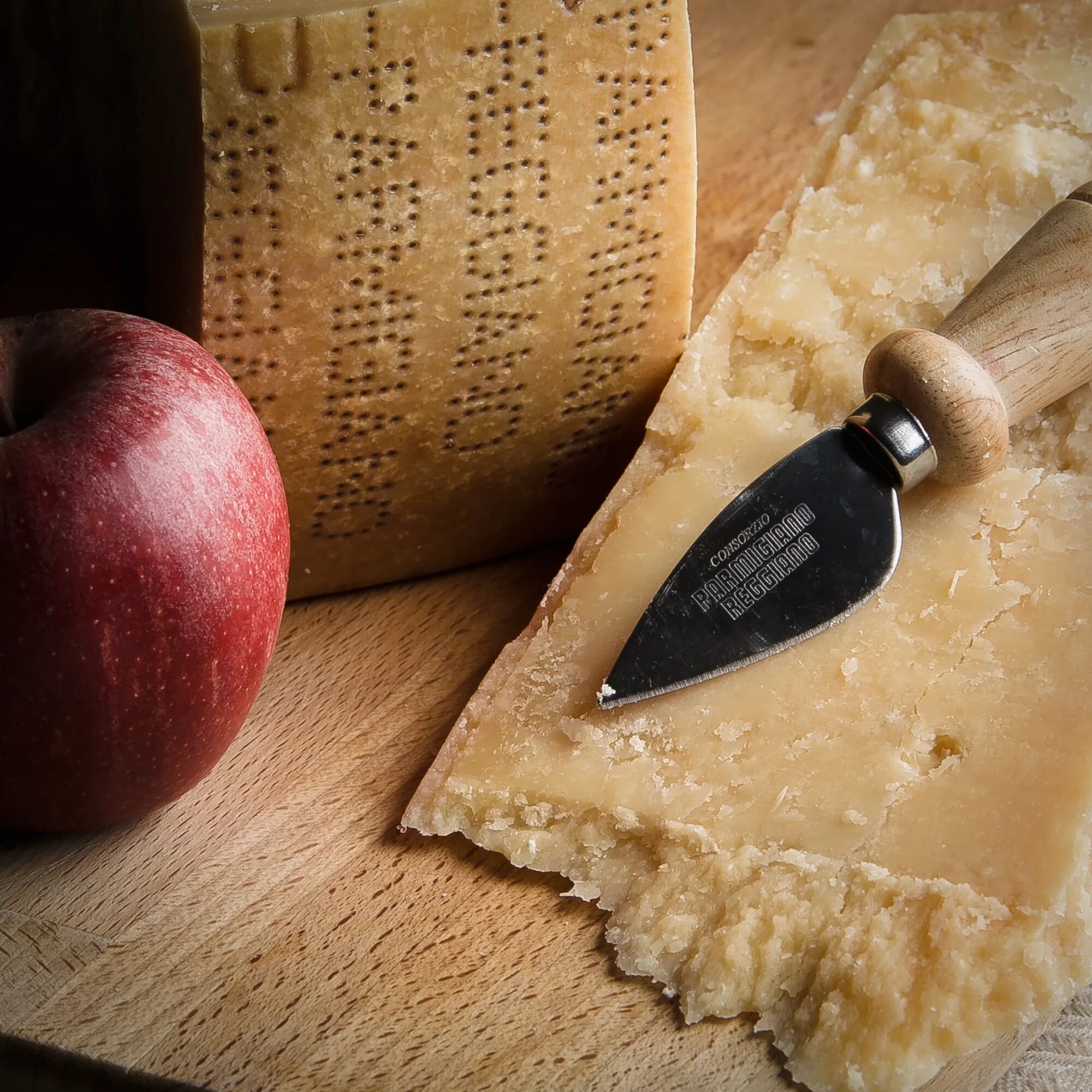 пармиджано реджано. пармезан реджано. сыр пармезан пармиджано реджано. сыр пармезан реджано. пармиджано реджано.