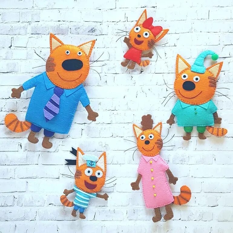 Шило 3 кота. Три кота игрушки коржик карамелька. три кота игрушка коржик. три кота фетр. три кота из фетра.