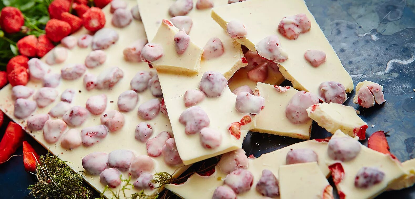 Белый шоколад плитка. Домашний шоколад белого. Домашний шоколад белого. Много белого шоколада. Белый шоколад.