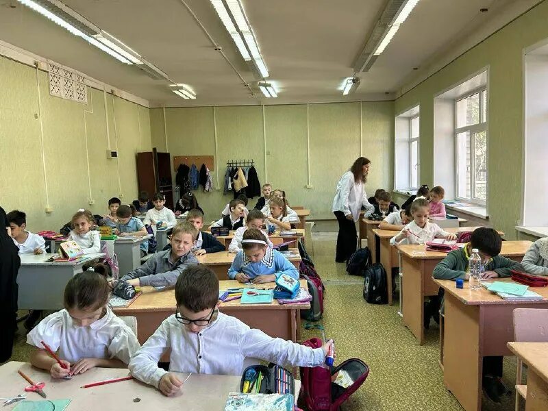 моу сош с. первичное отделение движение первых в школе. моу сош 3 буденновск. замотивируемые дети на уроке. движение первых сош.