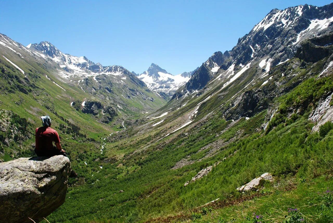 Домбай поход. Теберда поход в горы. Теберда походы. Теберда архыз в мае. Теберда походы.